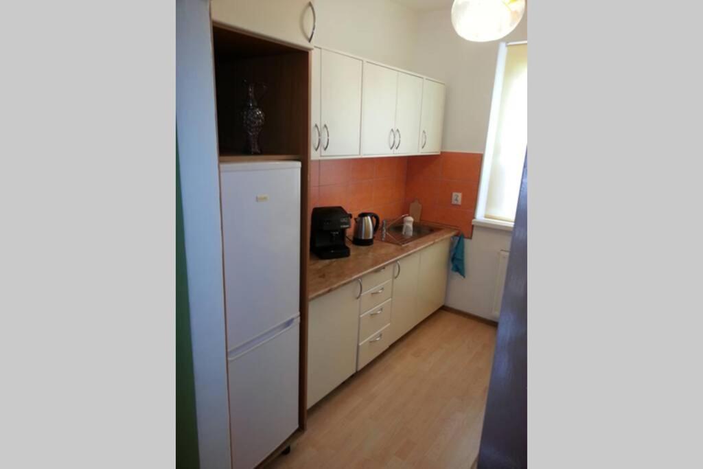 Apartament Przy Wroclawskim Stadionie Bagian luar foto
